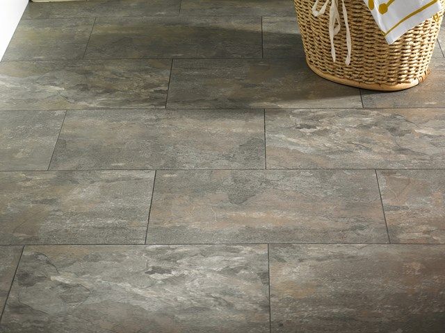 slate-floor-cleaning-3-kireth-ai