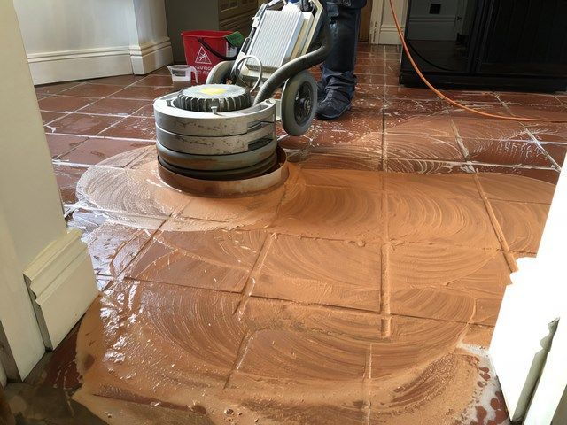 terracotta-floor-cleaninh-1-kireth-ai