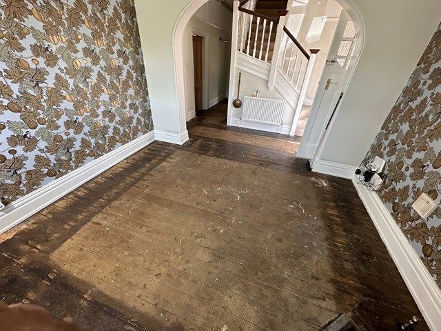pine-floor-sanding-2-kireth-ai