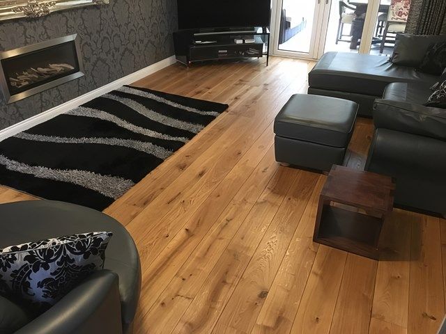 wood-floor-sanding-4-kireth-ai